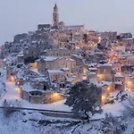 Dimora Storica Rotonda * Mottola